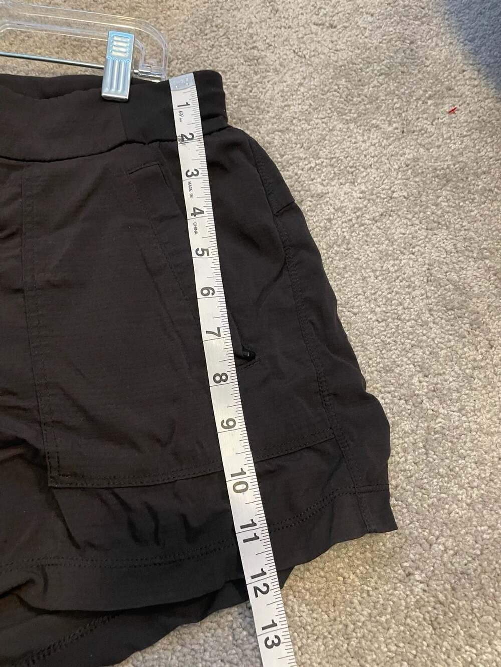 Athleta Trekkie North Shorts Black Size 4 - Picture 6 of 7